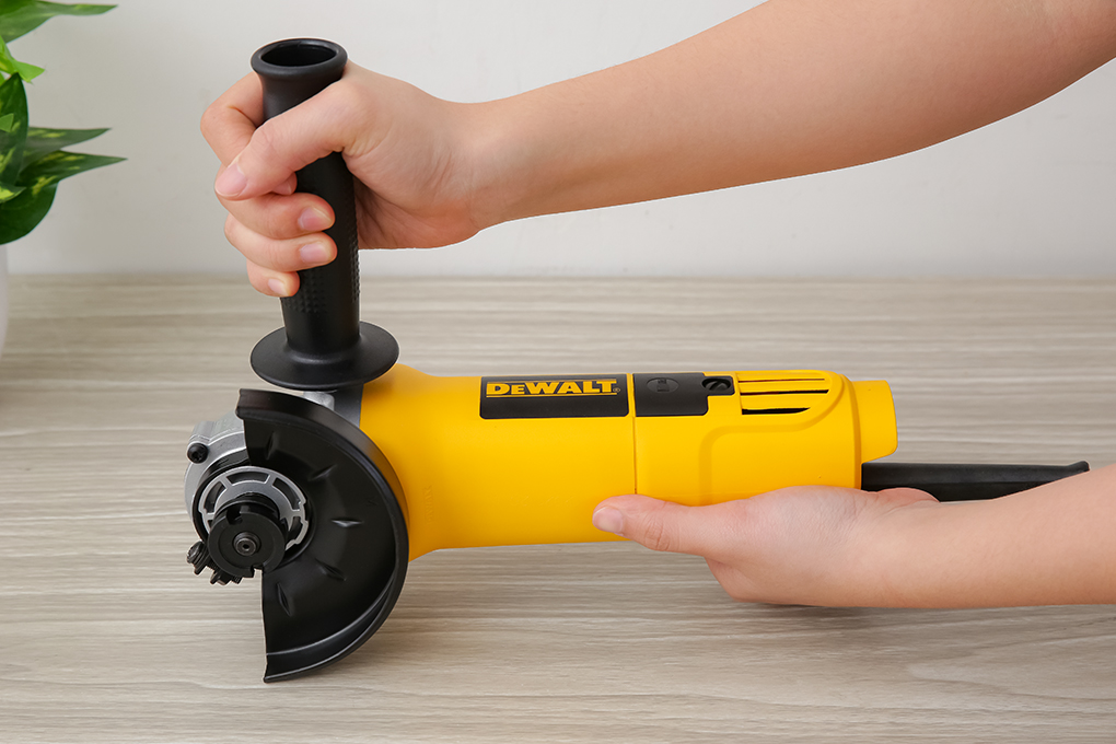 Máy mài cầm tay Dewalt DW801-B1 850W: Đối Tác Lý Tưởng Cho Công Việc Mài Kim Loại