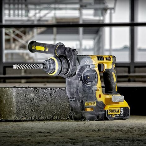 Khám Phá Sức Mạnh Của Pin: Dewalt DCH273M2 Sẵn Sàng cho Mọi Thách Thức