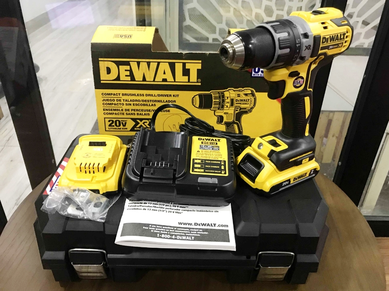 Sáng Tạo và Linh Hoạt: Dewalt DCD791D2 - Máy Khoan Vặn Vít Dùng Pin Đa Năng